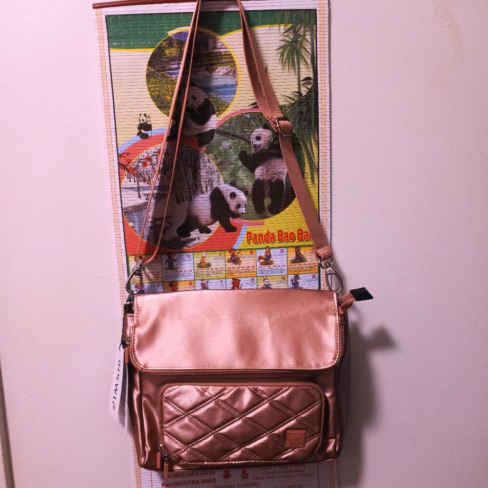 IHKWIP Contemporary Crossbody    Metallic Rose Gold  NWT